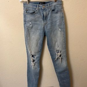 GAP size 6 light jeans